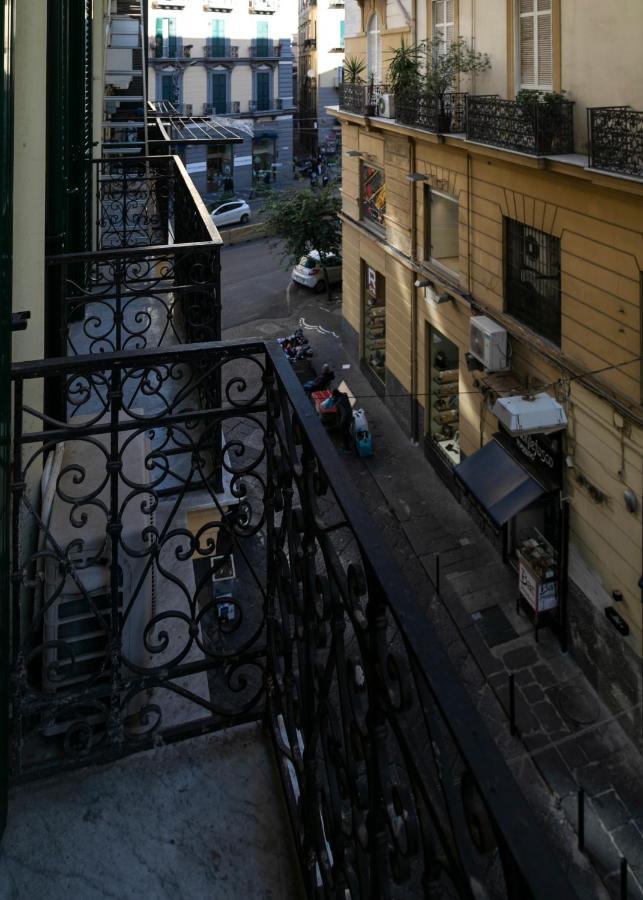 FìAn Apartment Napoli Ngoại thất bức ảnh